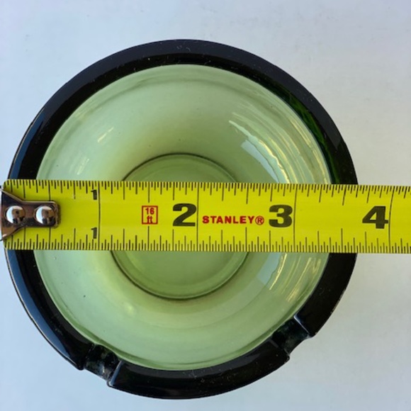 Mid-century Modern Green Glass Ashtray - Picture 7 of 8